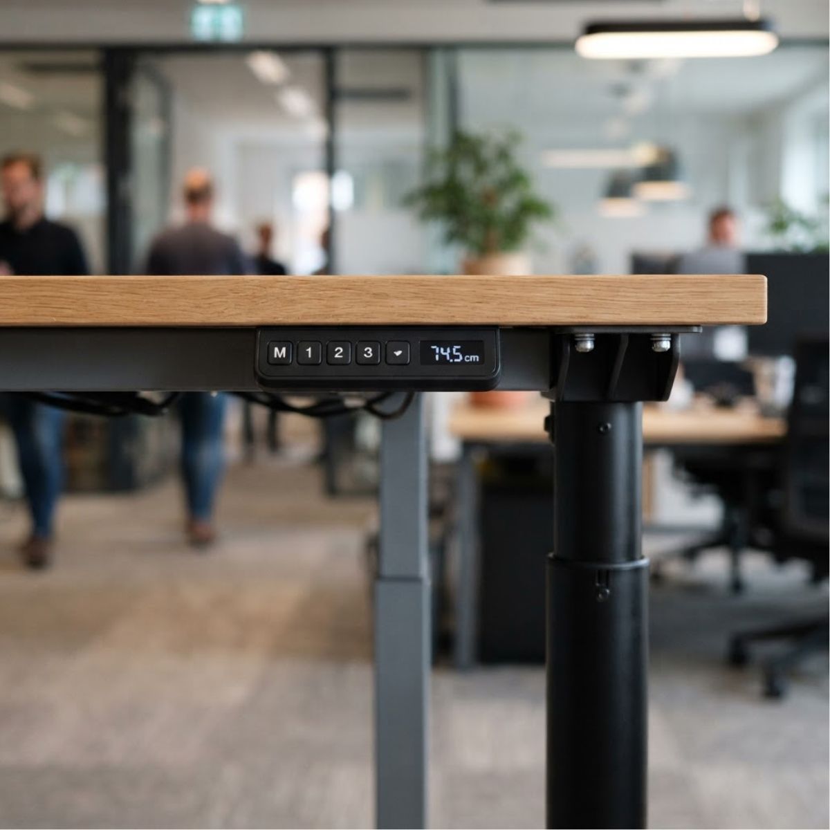 Sistema de regulación de una mesa elevable con motor eléctrico